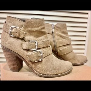 DV suede ankle booties